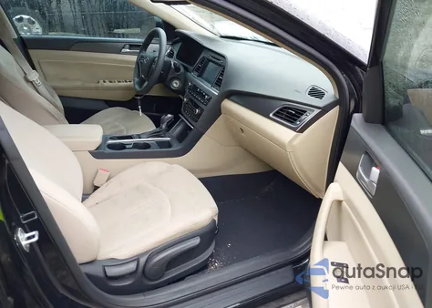 2016 Hyundai Sonata Sport z USA, uszkodzony, nr VIN 5NPE34AF7GH261761